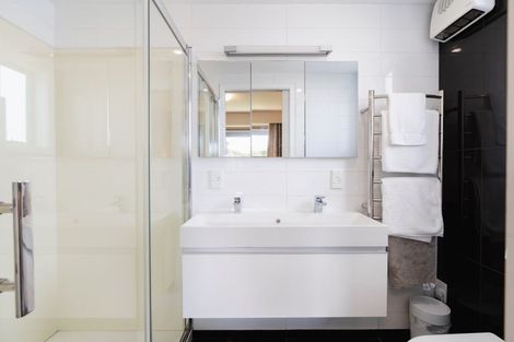 Photo of property in 11 Braeburn Street, Vauxhall, Dunedin, 9013