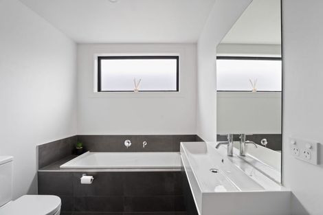 Photo of property in 5 Bellamore Street, Lake Hayes, Queenstown, 9304