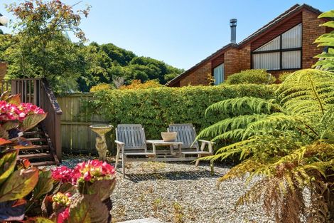 Photo of property in 97 Glenross Street, Glenross, Dunedin, 9011