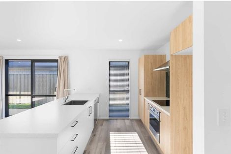 Photo of property in 35 Herridge Street, Woodend, 7610