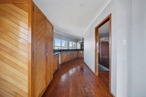 Photo of property in 3 Halberg Street, Papakura, 2110