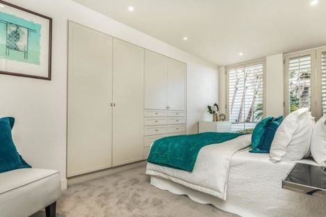 Photo of property in 20 Courtneys, West Harbour, Auckland, 0618