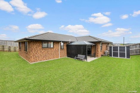 Photo of property in 23 Raithburn Terrace, Pokeno, 2402