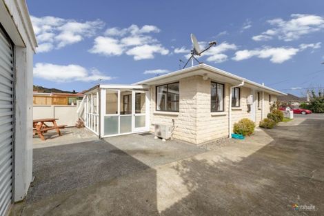 Photo of property in 1/22 Henry Street, Ebdentown, Upper Hutt, 5018