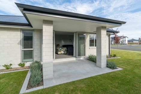 Photo of property in 6 Huka Heights Drive, Rangatira Park, Taupo, 3330