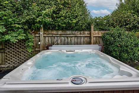 Photo of property in 110 School Road, Te Horo, Otaki, 5582