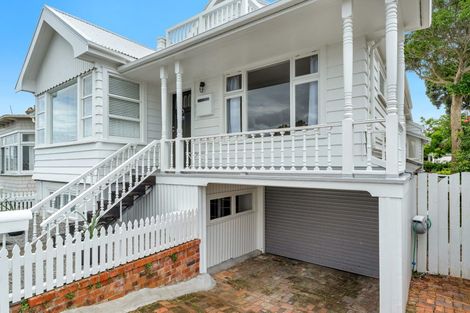 Photo of property in 29 Queens Parade, Devonport, Auckland, 0624