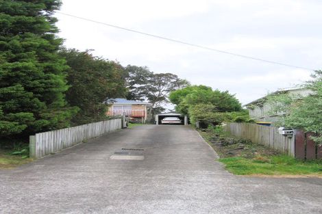 Photo of property in 67a Clayburn Road, Glen Eden, Auckland, 0602
