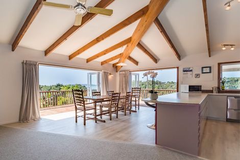 Photo of property in 92 School Road, Paihia, 0200