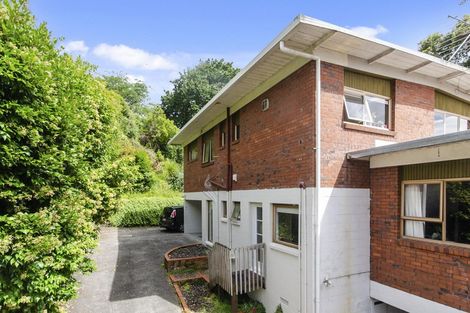 Photo of property in 2/12 Surville Place, Mairangi Bay, Auckland, 0630