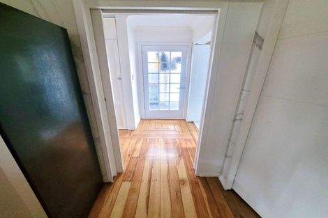 Photo of property in 1/110 Lynwood Road, New Lynn, Auckland, 0600