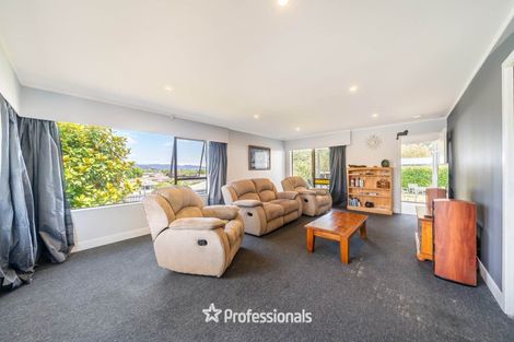 Photo of property in 3 Utah Grove, Totara Park, Upper Hutt, 5018