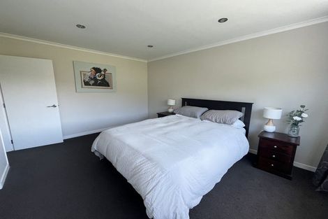Photo of property in 8 Maritime Way, Whitby, Porirua, 5024