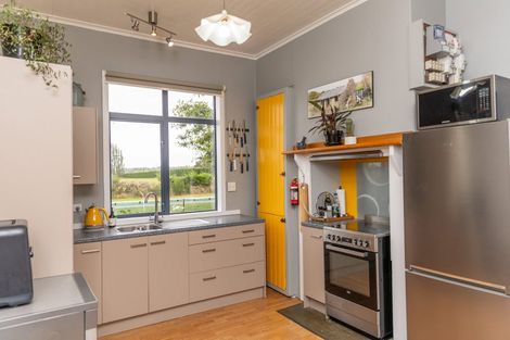 Photo of property in 4 Newcastle Street, Riversdale, 9776