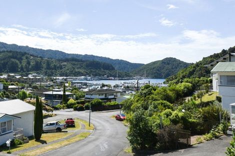 Photo of property in 14 Seaview Crescent, Picton, 7220