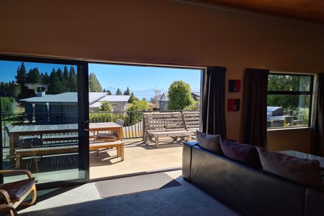 Photo of property in 25 Hamilton Drive, Lake Tekapo, 7999