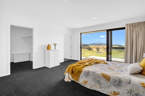 Photo of property in 36 Varsity Heights, Fitzherbert, Palmerston North, 4410