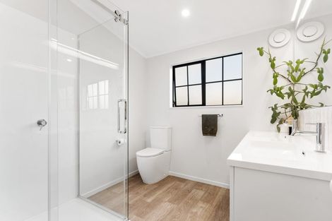 Photo of property in 19 Crampton Court, Orewa, 0931