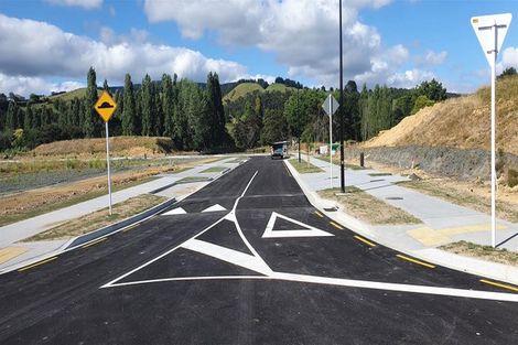 Photo of property in 8 Mataikokako Loop, Kawakawa Bay, 2585