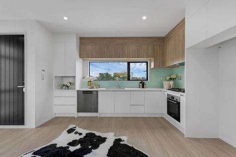 Photo of property in 14c York Road, Papatoetoe, Auckland, 2104