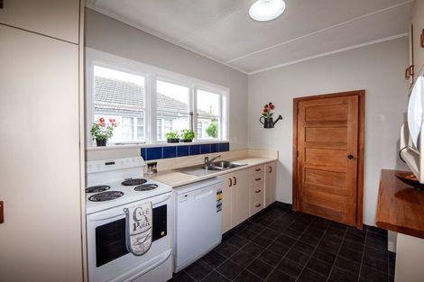 Photo of property in 10 Kipling Street, Johnsonville, Wellington, 6037