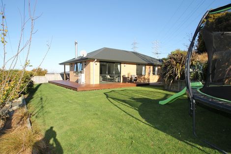 Photo of property in 6 Kohu Place, Halfway Bush, Dunedin, 9010