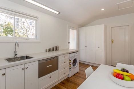 Photo of property in 3/4 Garden Road, Merivale, Christchurch, 8014