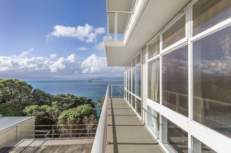 Photo of property in Gateway Apartments, 19 Maida Vale Road, Roseneath, Wellington, 6011