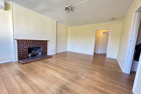 Photo of property in 35 Attlee Crescent, Bryndwr, Christchurch, 8053