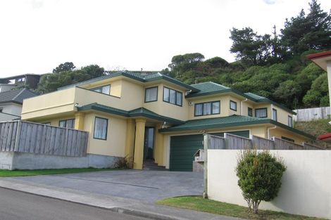 Photo of property in 4 Huxley Grove, Churton Park, Wellington, 6037