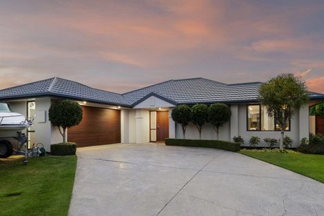 Photo of property in 9 Napoleon Close, Harewood, Christchurch, 8051