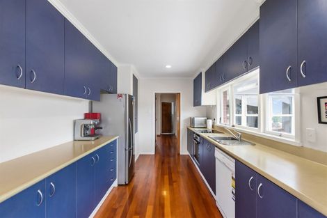 Photo of property in 58 Bleakhouse Road, Howick, Auckland, 2014