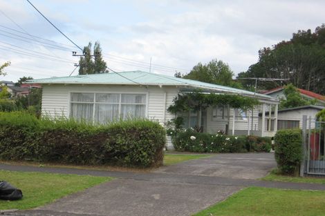 Photo of property in 11 Archlynn Road, Kelston, Auckland, 0602