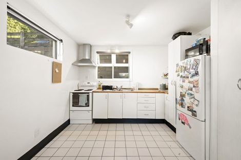 Photo of property in Parkland Flats, 18/51 Adams Terrace, Kelburn, Wellington, 6021