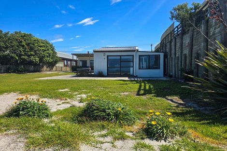 Photo of property in 213 Pukehina Parade, Pukehina, 3189