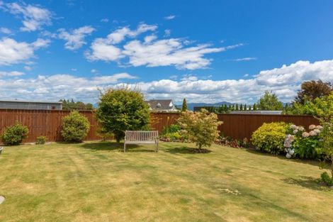 Photo of property in 8 Clearwater Place, Mayfield, Blenheim, 7201