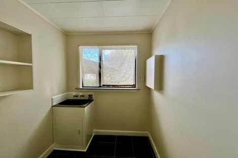 Photo of property in 8 John Walker Drive, Manurewa, Auckland, 2102