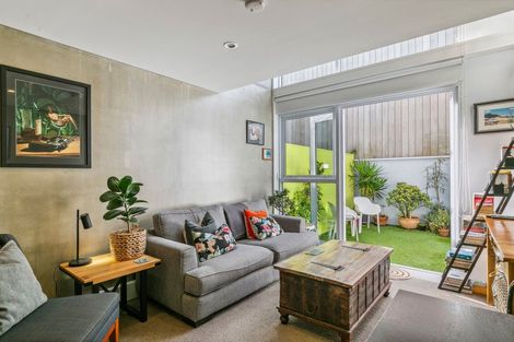 Photo of property in Canvas Apartments, 3/307 Willis Street, Te Aro, Wellington, 6011