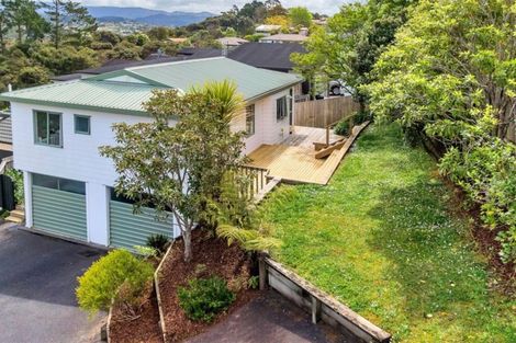 Photo of property in 121b Sunnyside Road, Sunnyvale, Auckland, 0612