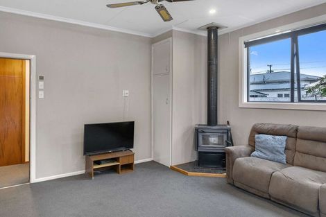 Photo of property in 1 Beattie Street, Gore, 9710