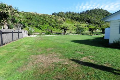 Photo of property in 166a Torea Street, Granity, 7823