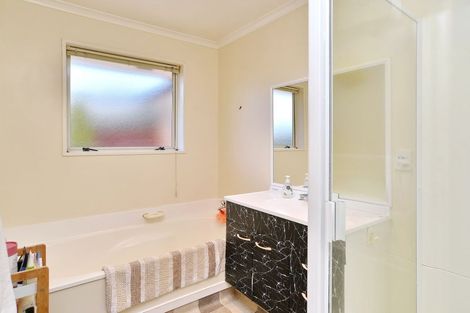 Photo of property in 4 Daniela Lane, Linwood, Christchurch, 8062