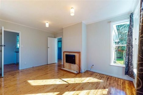 Photo of property in 14 Surprise Place, Cannons Creek, Porirua, 5024