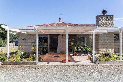 Photo of property in 47 Laws Road, Dannevirke, 4972