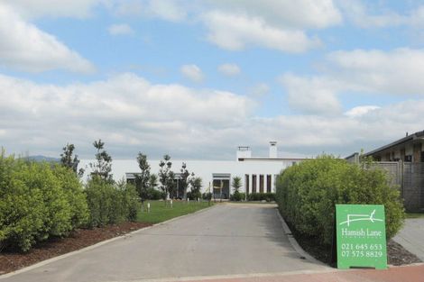 Photo of property in 18 Saint Kilda Place, Papamoa Beach, Papamoa, 3118