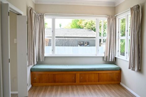 Photo of property in 128 Napier Road, Havelock North, 4130