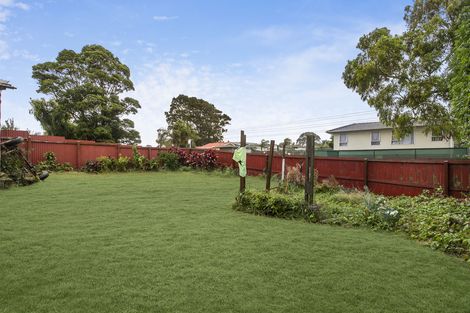 Photo of property in 92 Tennessee Avenue, Mangere East, Auckland, 2024