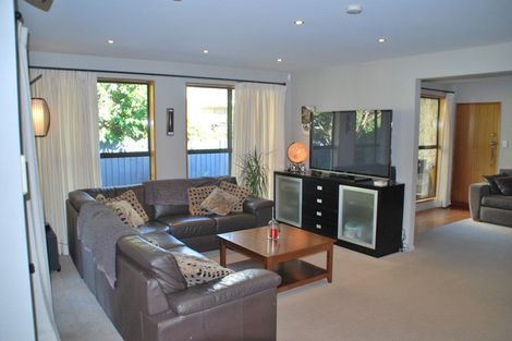 Photo of property in 19 O'halloran Drive, Halswell, Christchurch, 8025