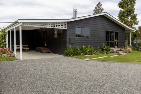 Photo of property in 46 Gouland Road, Spring Creek, 7202