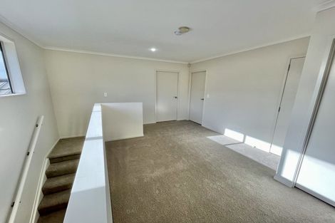 Photo of property in 18 Akeake Lane, Manurewa, Auckland, 2102